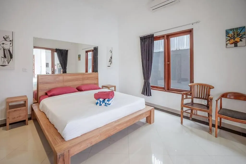 Silver Moon - Fantastic 4Br Villa In Seminyak Top Location