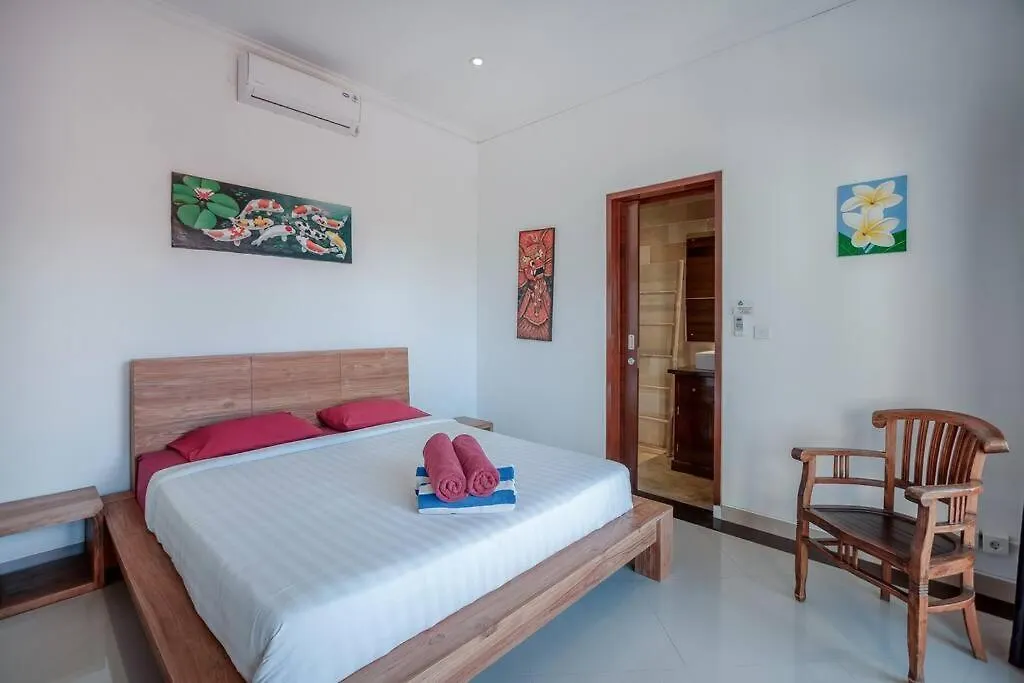 Silver Moon - Fantastic 4Br Villa In Seminyak Top Location