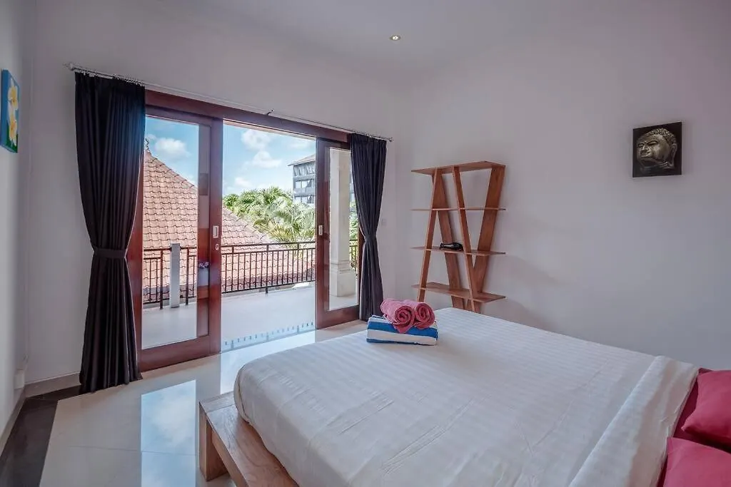 Silver Moon - Fantastic 4Br Villa In Seminyak Top Location Seminyak (Bali)